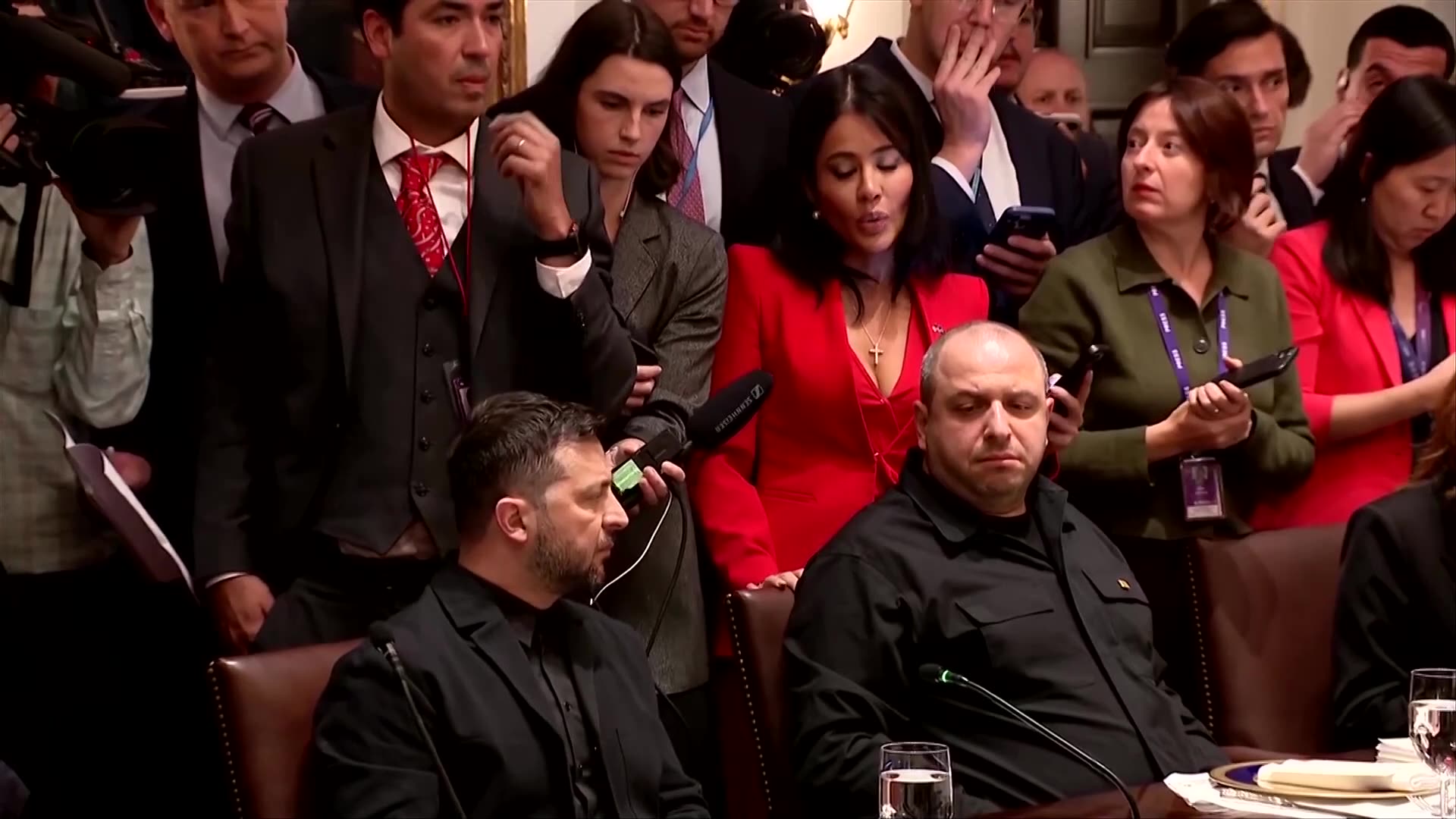 Trump seems to press pause on sending Tomahawks to Ukraine