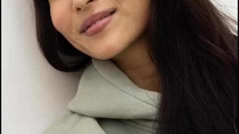 Chloe Kim, Myles Garrett Seal Romance with Pregame Kiss