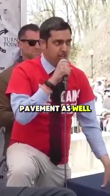 Student ASSAULTED For Wearing a MAGA