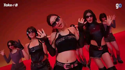 kiss of life. igloo song dance performance ♥️
