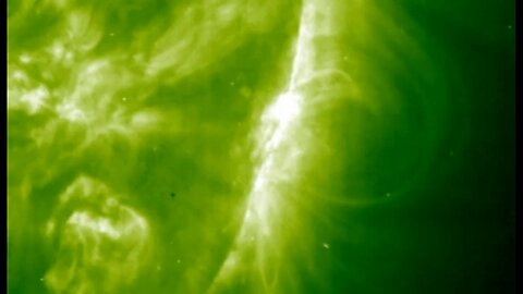 WATCH THE STRONGEST X CLASS SOLAR FLARE OF THE SPACE AGE!