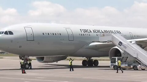 FULL ARRIVAL: Brazil's President Lula Reaches South Africa for G20 Summit! |