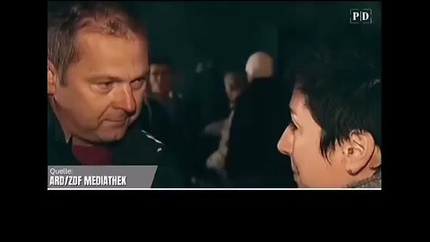 ganz einfach 🤷🏻‍♂️ Wenn du fliehst, fliehst du mit Frau und Kind
