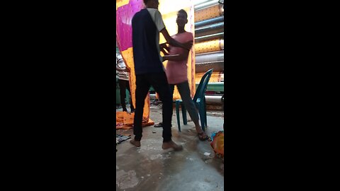 amader boss jokhn rege jay