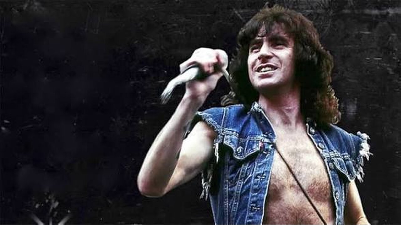 TNT ~ AC/DC ( LIVE )