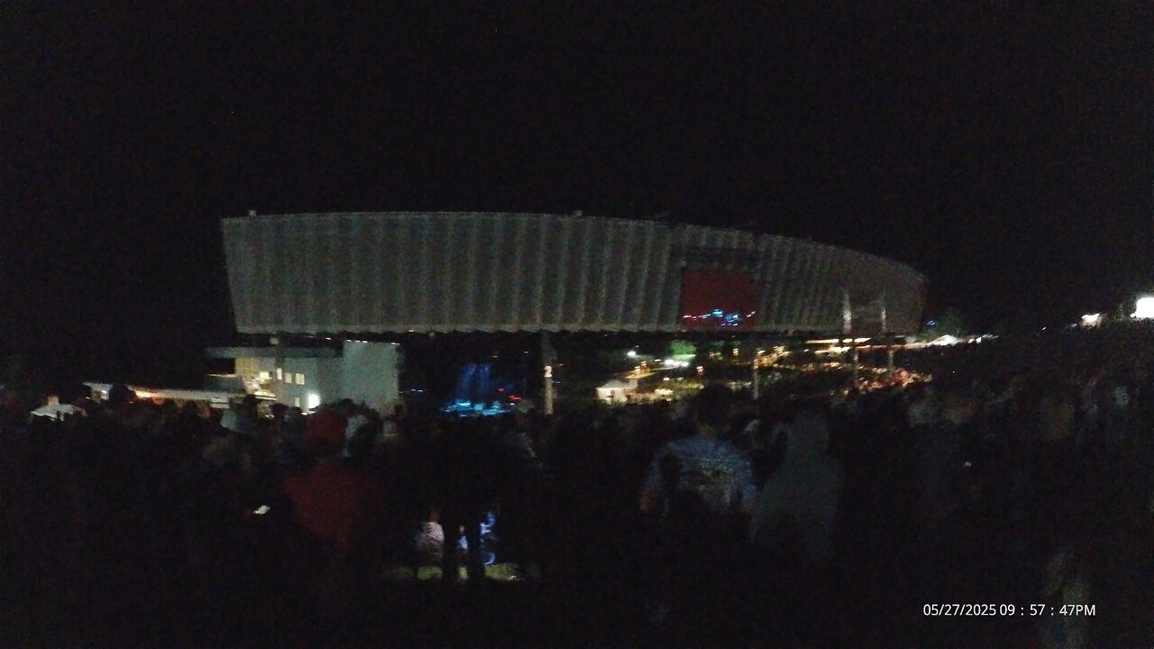 encore at the dave matthews concert