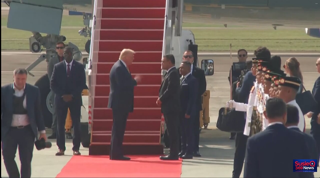 Trump Departs Kuala Lumpur After ASEAN Leaders Summit For Japan