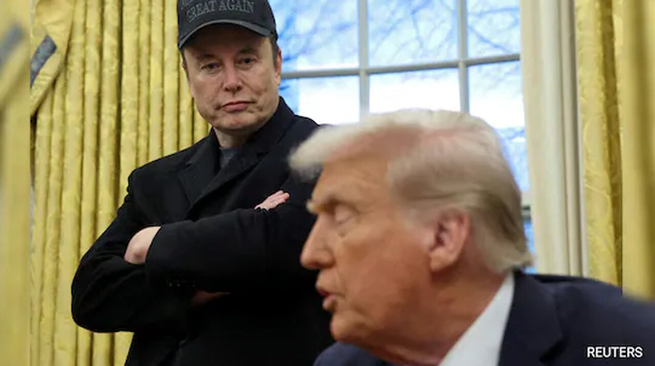 SpaceX Will Decommission Dragon Spacecraft, Musk Says Amid Feud With Trump