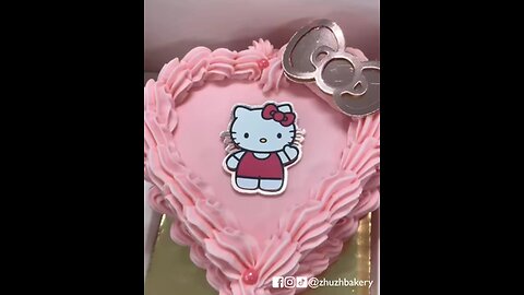 Hello Kitty Sweet 16 Bento Cake Box