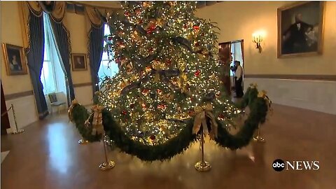 🔥Melania Trump Opens Up ChristmasVolunteer & Performer Applications for White House