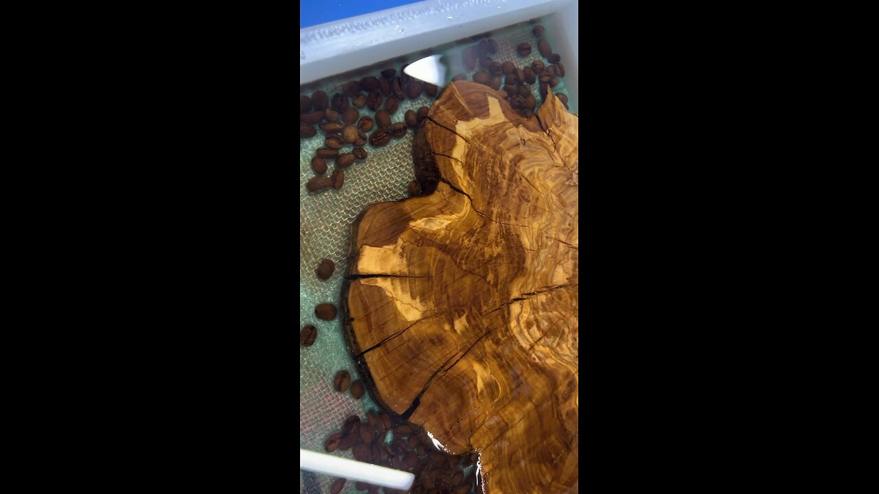 Time for Lattes?! Watch Me Pour a Beautiful Resin Coffee Table