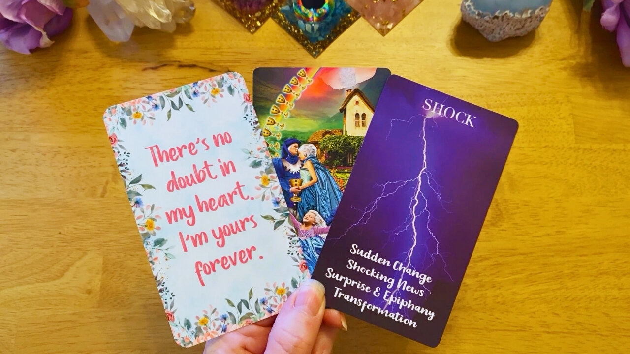 OMG! 😍 THIS WILL SHOCK YOU! THIS PERSON HAS A LOVE MESSAGE FOR YOU! ♥️ [COLLECTIVE LOVE READING] 😘