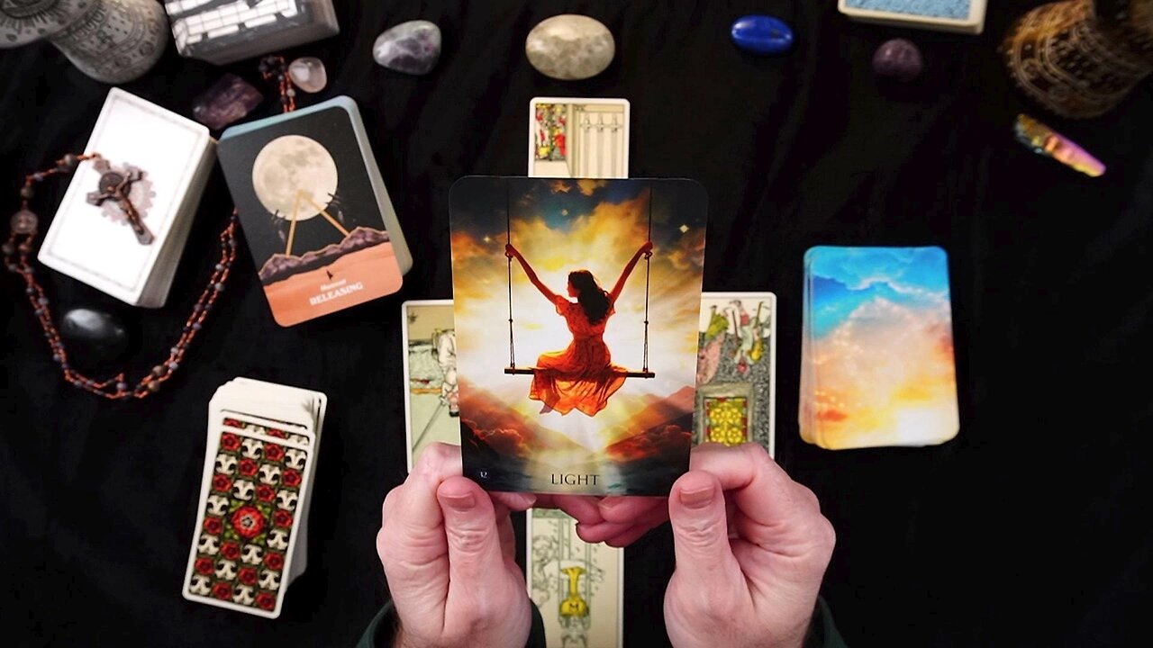 Leo, Why Are You Resisting Change? ♌️ Your April Tarot Reading Tells All
