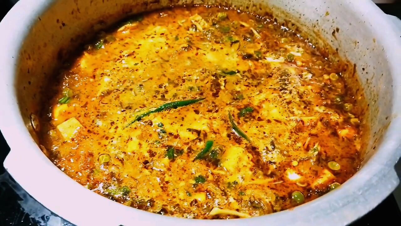 Methi Matar Paneer Recipe | Restaurant Style Methi Matar Paneer |Winter Special Sabzi | NaturalKhana