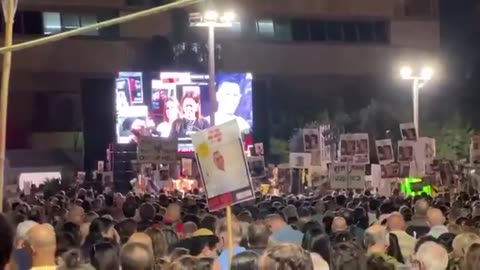 Israelis take to the streets of Tel Aviv demanding the completion of the Prisoner Exchange Deal