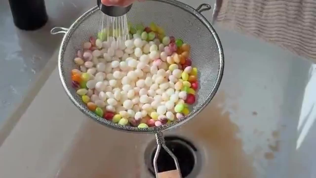 This mom is going viral for making “natural” skittles by removing the artificial dye.