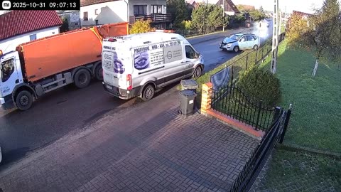 W Podańsku pod Goleniowem doszło do poważnego wypadku – samochód osobowy