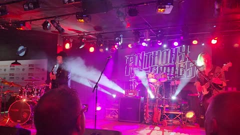 Anthony gomes ( live)