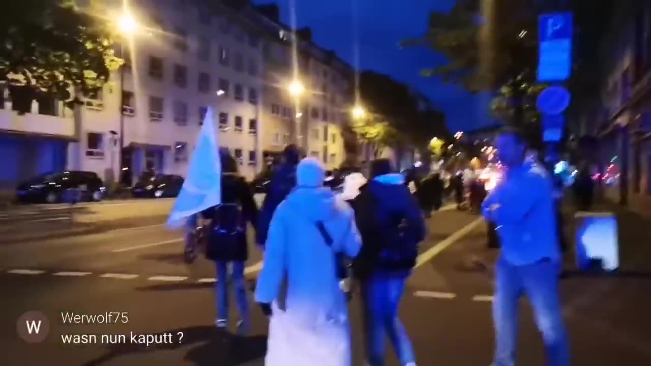 08.05.2021 - Teil 3 - Live - Nachtdemo in Düsseldorf - Kevin Gabbe