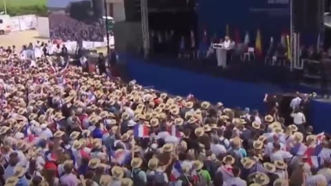 Le Pen critica el Pacto de Migración de la UE