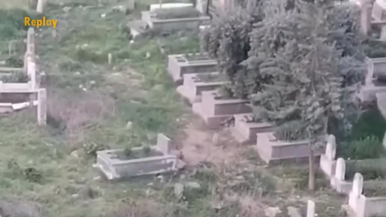 Images incroyables ! S'agit-il d'un portail ? Des OVNI filmés par le pilote.