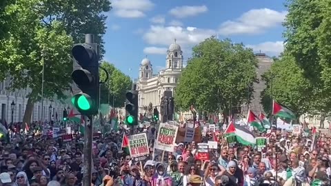 Over 400,000 protesters on the streets of London at the National Demonstration