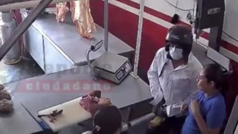 Mujeres frustran un asalto en carnicería de México