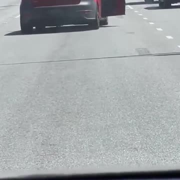 “ Tough guy tries some road raging in Melbourne, Australia.”