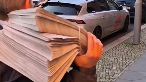 Zeitungsjungs in Berliner Mission(en)