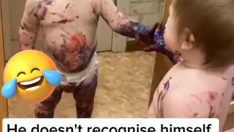 Baby confused 😂😂😃