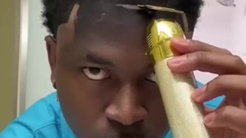 Breaking: Cutting His Own Hair – Like a Pro! ✂️
