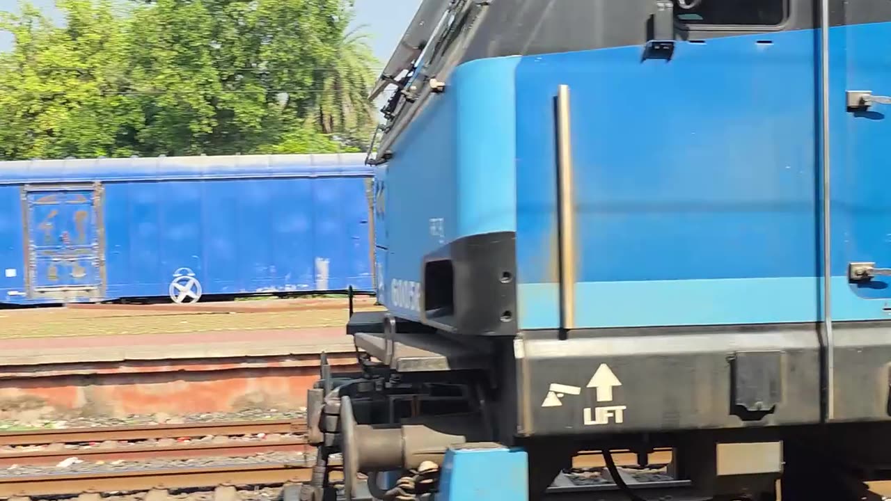 Οι Τίτλοι της Ημέρας σε 60" από το VoiceNews.Gr Κυριακή 19/10/2025