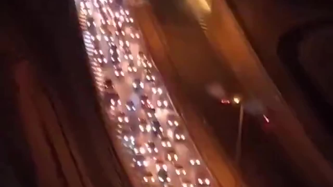 OVER 10 MILLION PEOPLE IN TEHRAN AT 3AM ARE TRYING TO FLEE