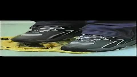 Sneakers Crush Banana - Male Content