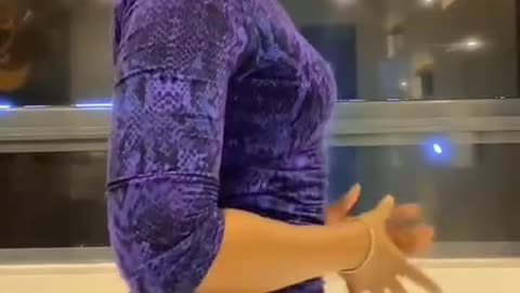 big ass twerks nude, how long can you stand watching this sexy girl?