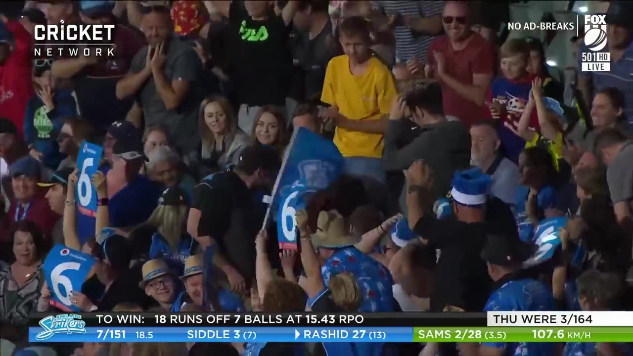 NYE CLASSIC As Rashid khan takes on the thunder l #BBL09