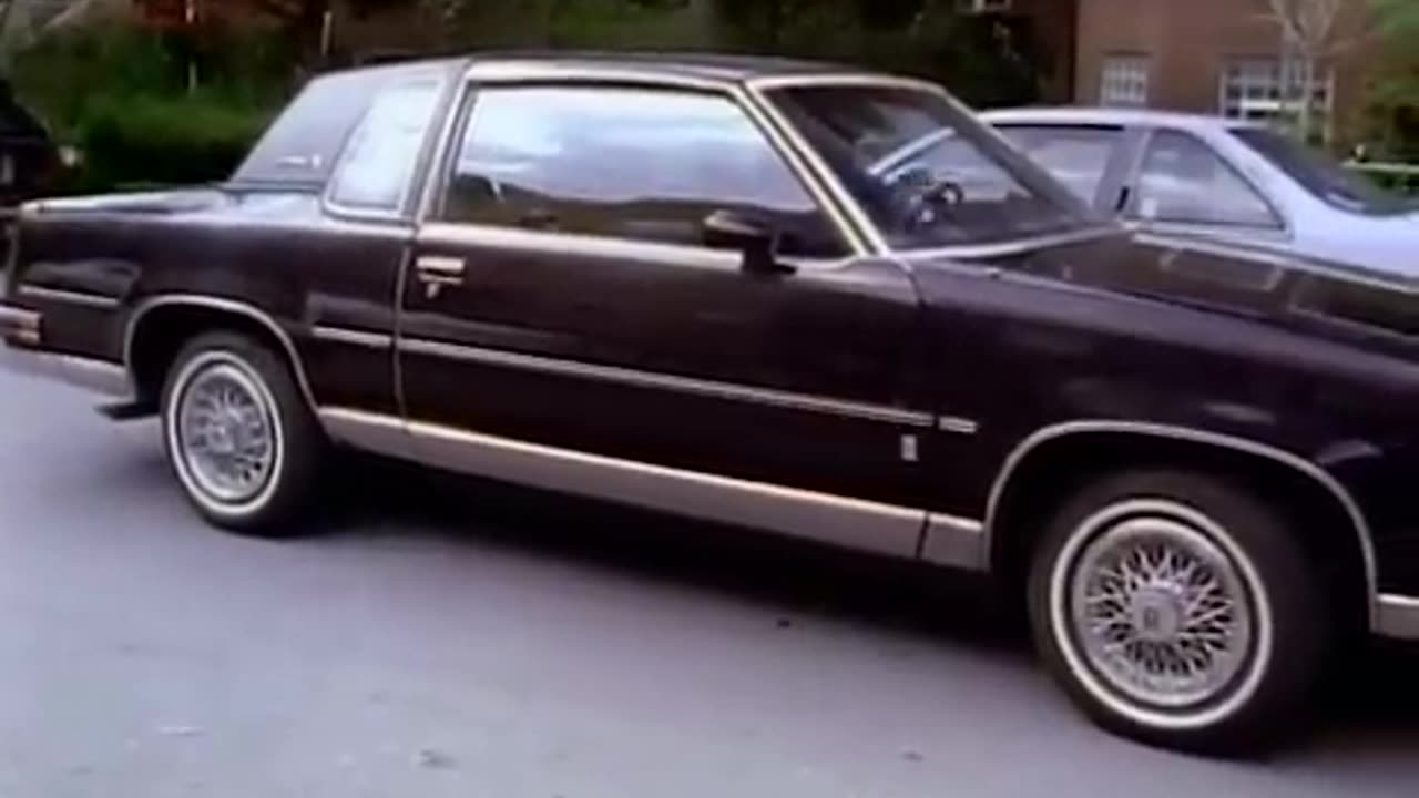 Unsolved Mysteries with Robert Stack - Season 6, Episode 1 - Full Episode