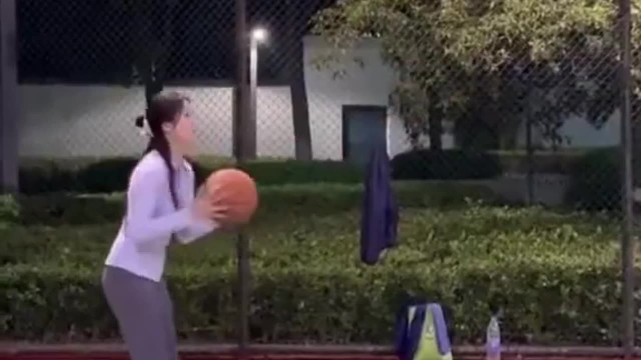 Basketball vibes with a special message. 😊🏀#basketballtime #specialmessage