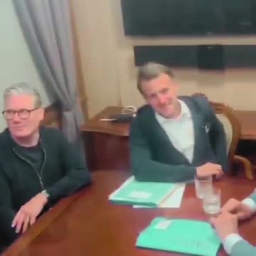 Now Macron in slow motion...