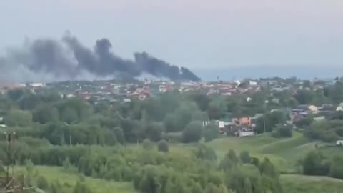 📹🎯 Ukraine Russia War | Civilian Films Ukrainian Drone Hit on Russian Warehouse | RCF