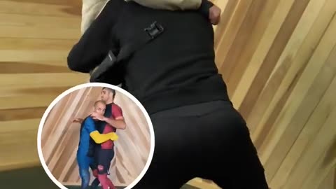 💥🏋️‍♂️ BJJ Black Belt Fights with a Broken Arm! | FCN