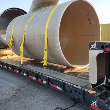 VIVA LAS VEGAS #ourtruckinglife #trucking #reallifetruckers #truckdriver #MYTRUCKINGLIFE #TRUCK