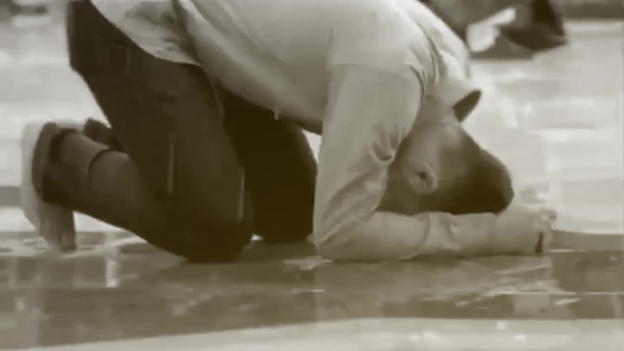 ব্যস্ত থাকলেও নামাজ পড়ুন | নামাজে অবহেলা নয়