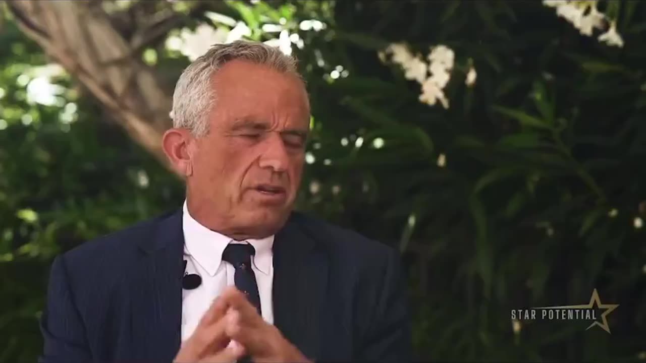 RFK Jr. discusses how Fauci forced people infected with AIDS to take his drug AZT