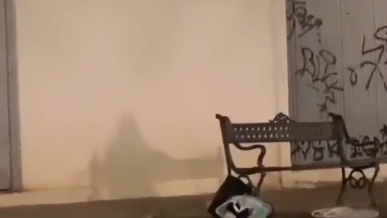 😨💀 UFO Sighting Over the City! | TheHauntingHour