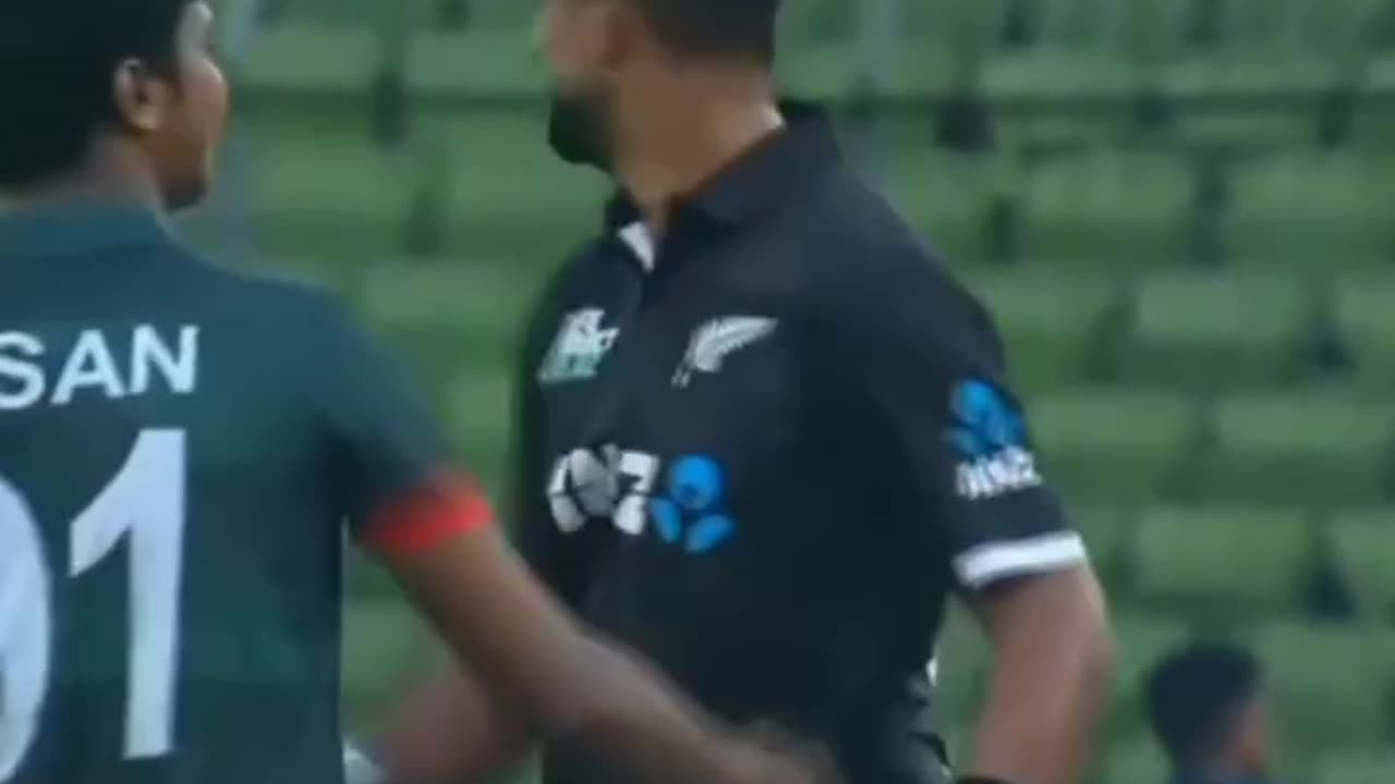 Newzealand Vs Bangladesh Runout In Cricket Ish Sodhi