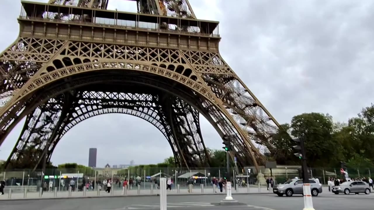 Paris and Italian Volcanos