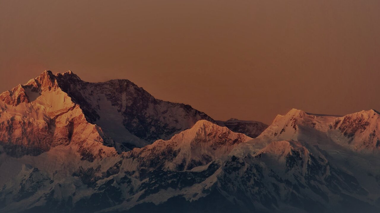 Carpathians, mountains beyond human-drawn borders