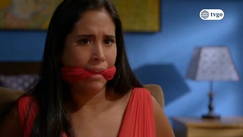 Ojitos Hechiceros (gagged)