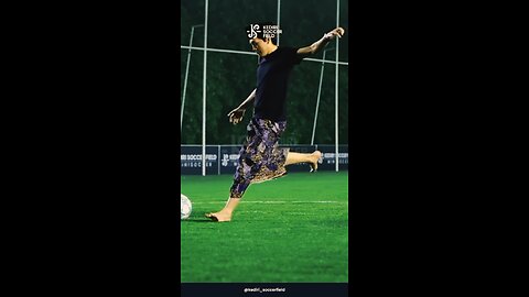 Gus iqdam main bola